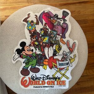 Vintage Walt Disney's World on Ice felt wall decal/hanging — Disney on ice